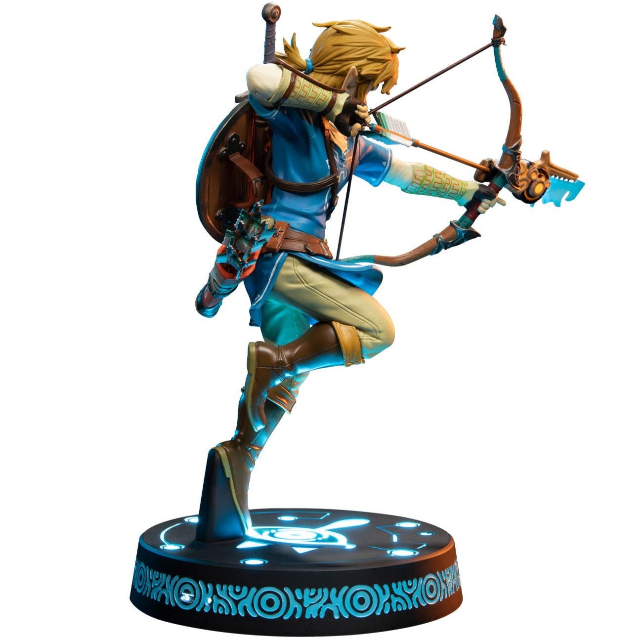 First 4 Figures Zelda Breath of the Wild Link (Collector's Edition) 5060316622520 at King Card Canada