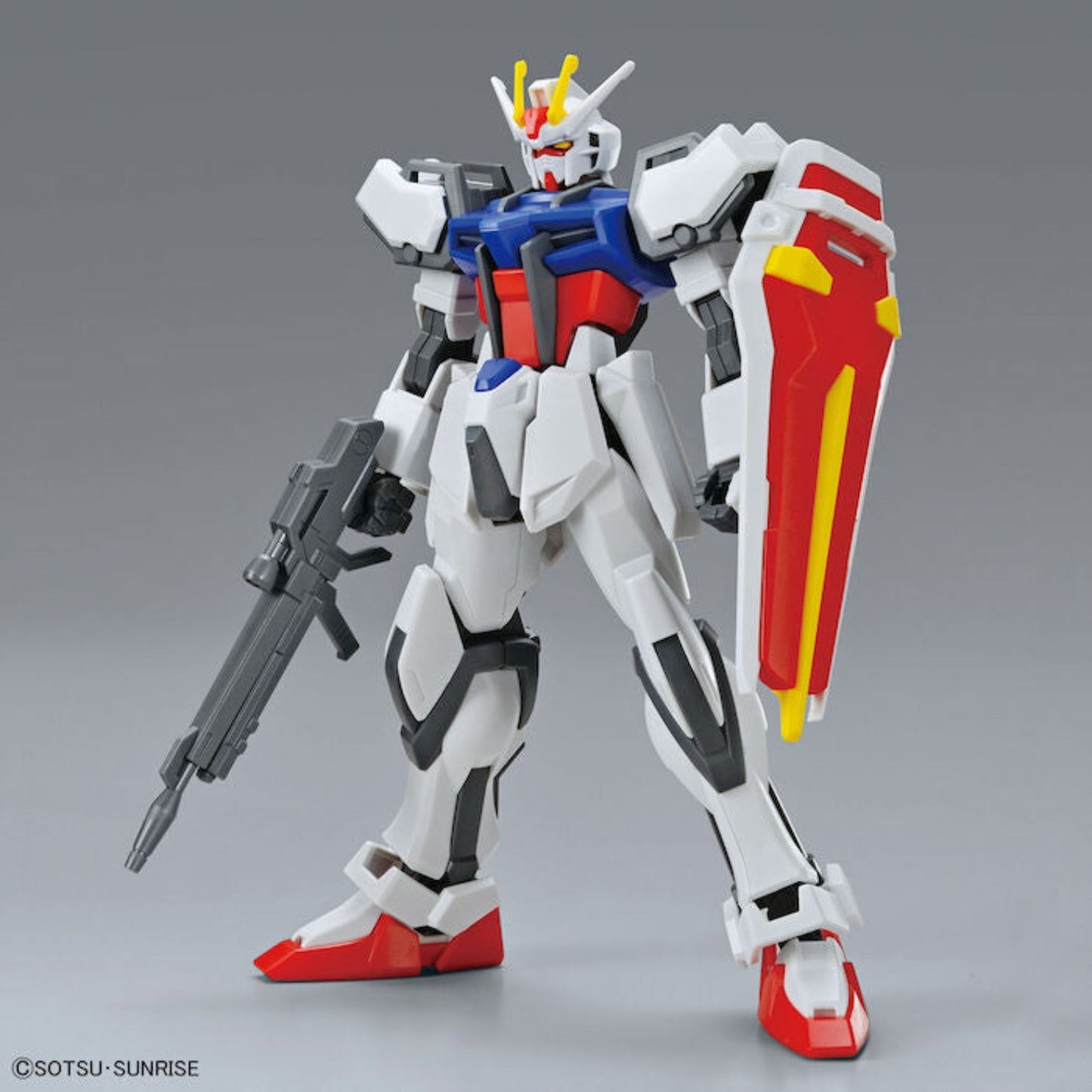 GAT - X105 Strike Gundam - Entry Grade Gunpla Model (EG 1/144 Scale) 4573102634917 at King Card Canada