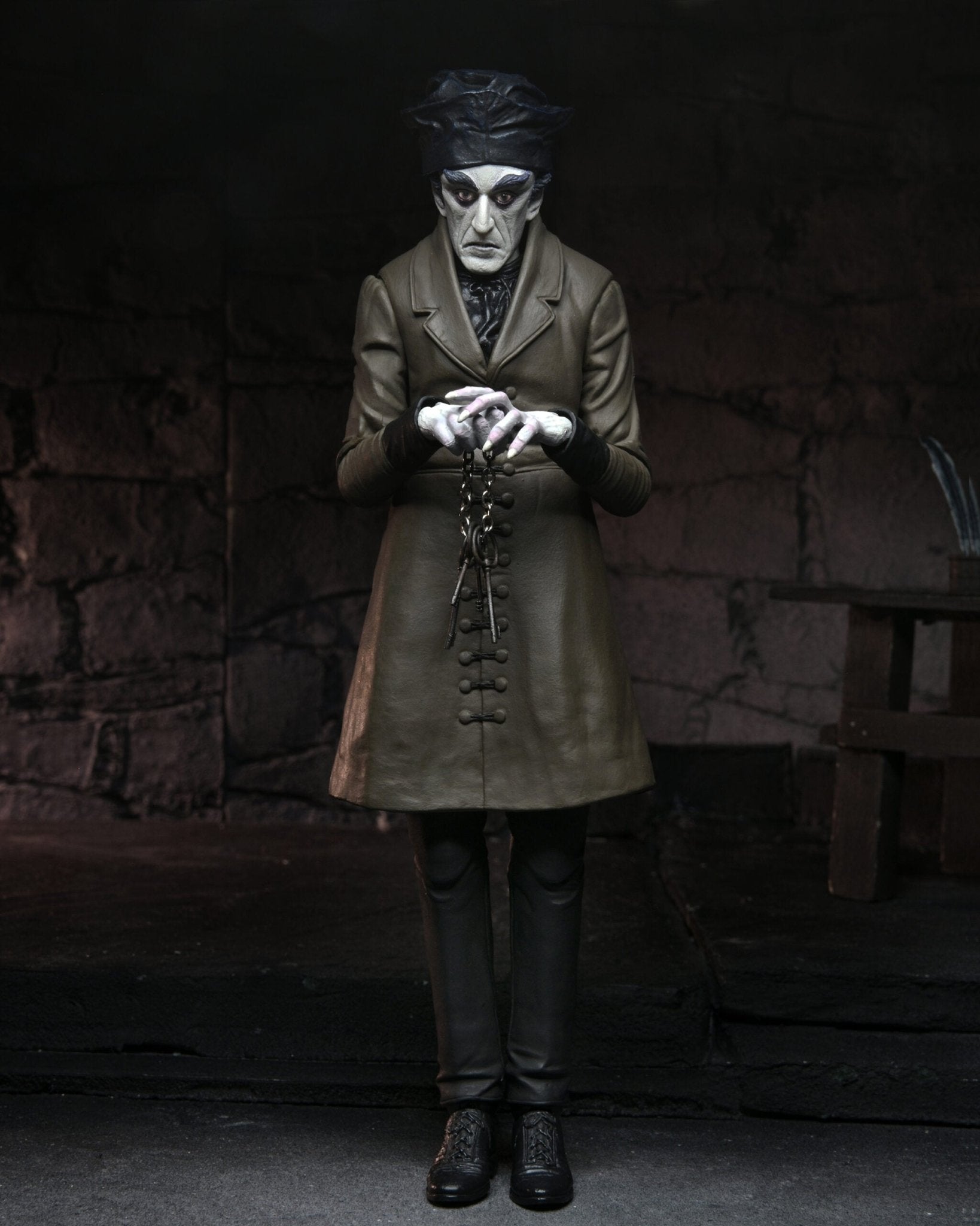 NECA Nosferatu: A Symphony of Horror (Ultimate Count Orlok) 634482061015 - King Card Canada