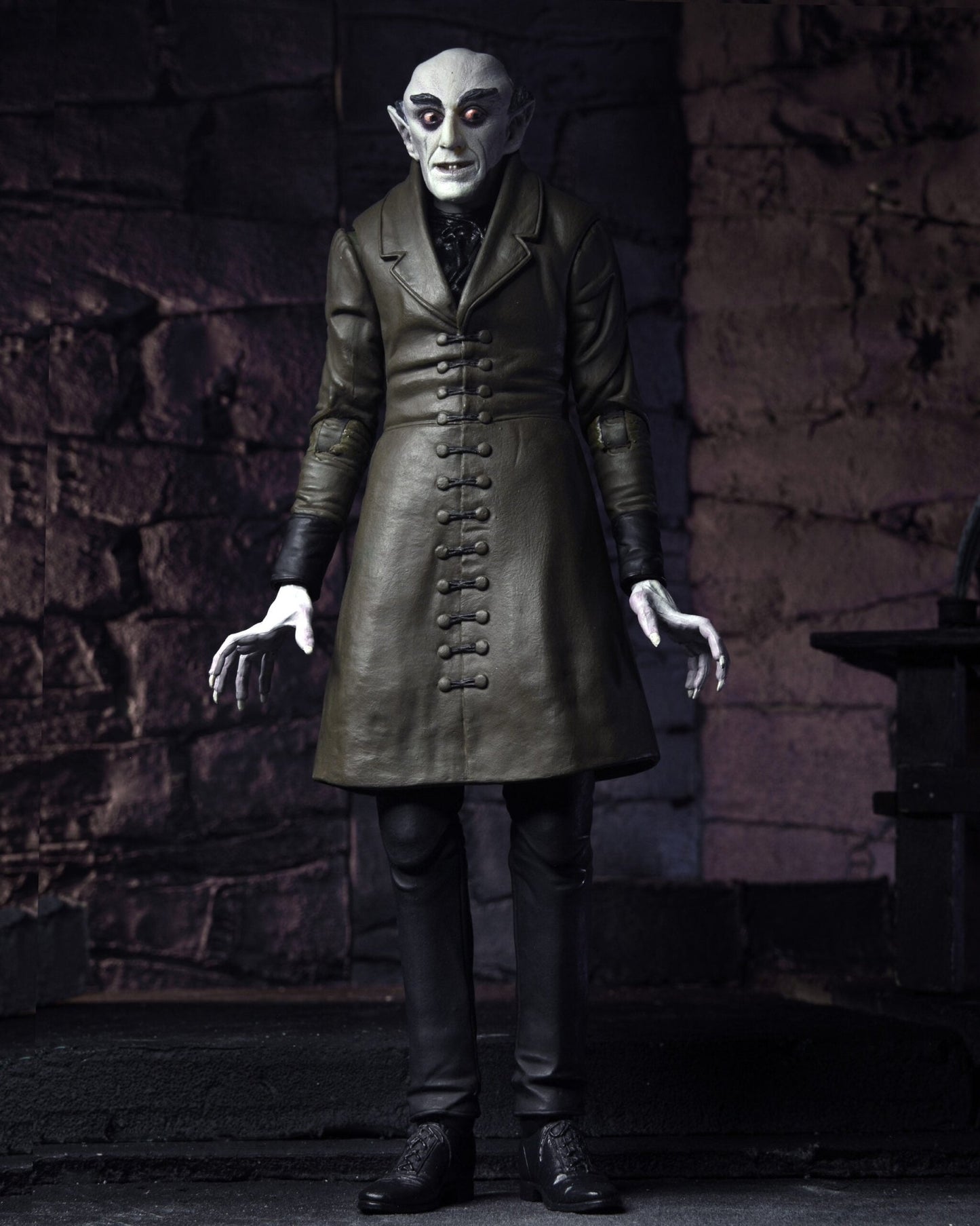 NECA Nosferatu: A Symphony of Horror (Ultimate Count Orlok) 634482061015 - King Card Canada