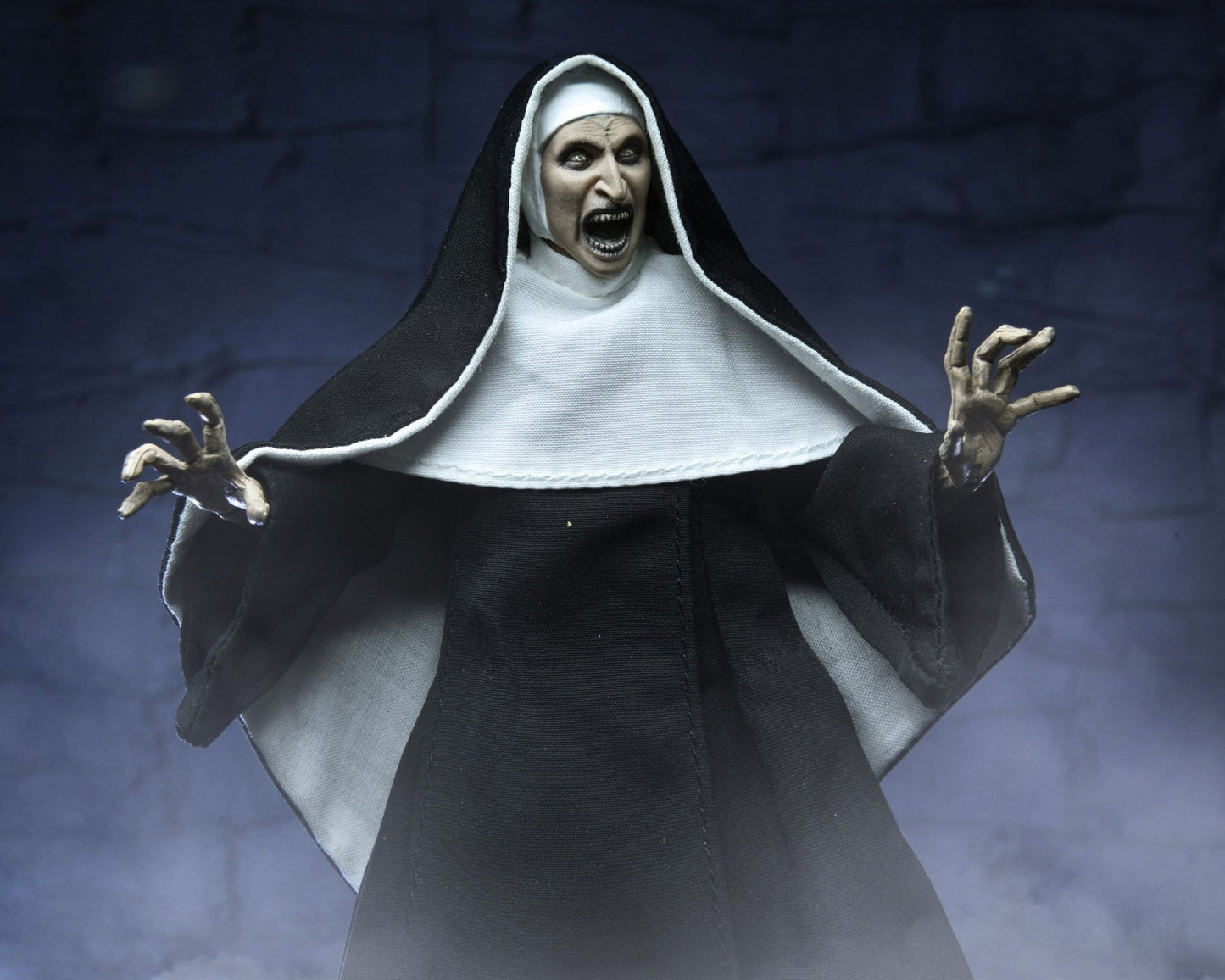 NECA The Conjuring Universe: The Nun (Ultimate Nun Valak) 634482419786 - King Card Canada
