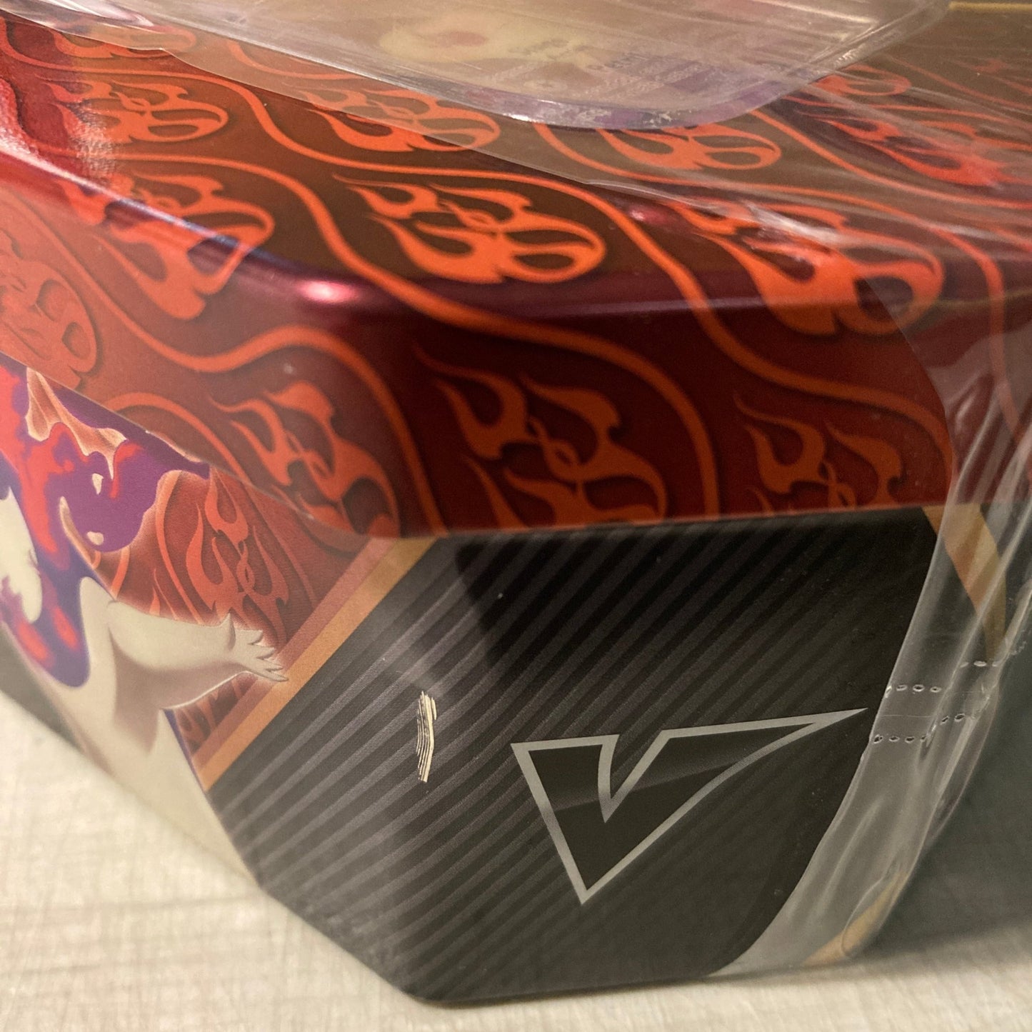 Pokemon Divergent Powers Tin (Hisuian Typhlosion V) 0820650172151 at King Card Canada