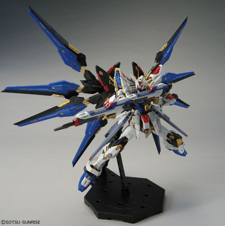 Strike Freedom Gundam - Master Grade Extreme Gunpla Model (MGEX 1/100 Scale) 4573102633682 at King Card Canada