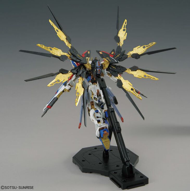 Strike Freedom Gundam - Master Grade Extreme Gunpla Model (MGEX 1/100 Scale) 4573102633682 at King Card Canada
